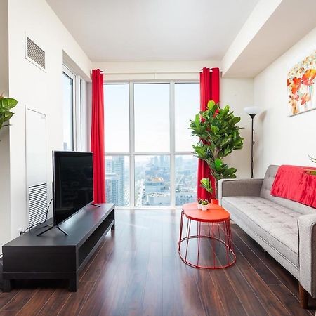 Across From The Cn Tower, Metro Toronto Convention Centre And Rogers Centre In Downtown Toronto Core Apartment ภายนอก รูปภาพ